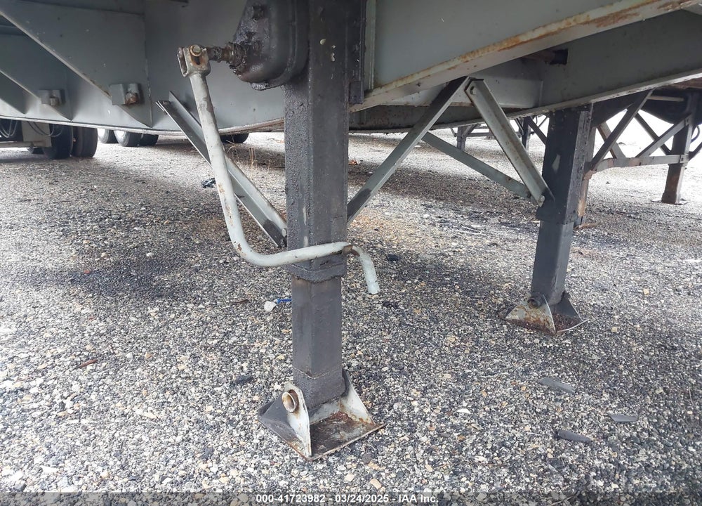 1988 UTILITY TRAILER MFG VIN: 1UYLS2460JA809612