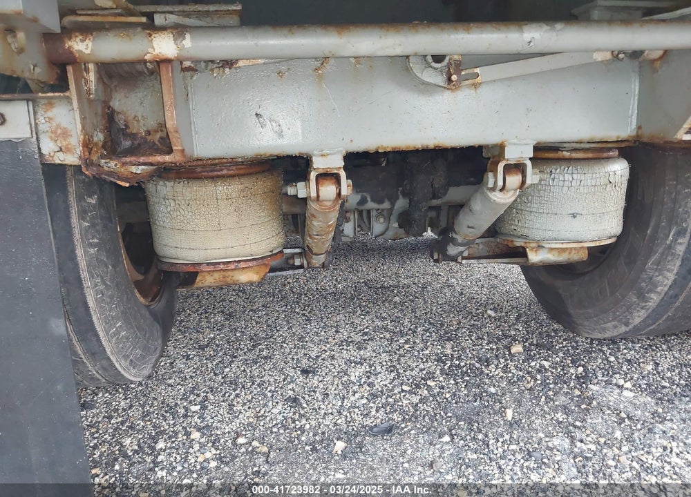 1988 UTILITY TRAILER MFG VIN: 1UYLS2460JA809612