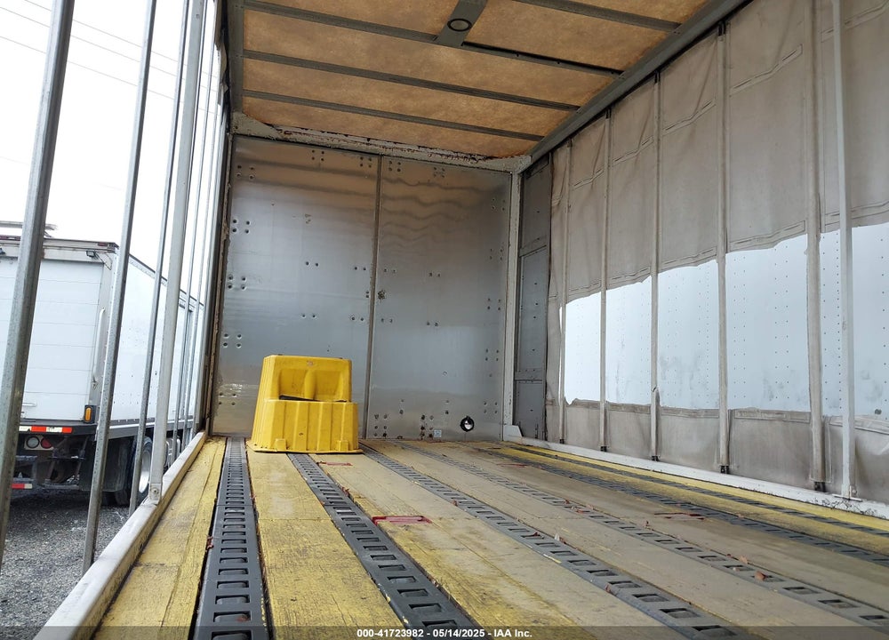 1988 UTILITY TRAILER MFG VIN: 1UYLS2460JA809612