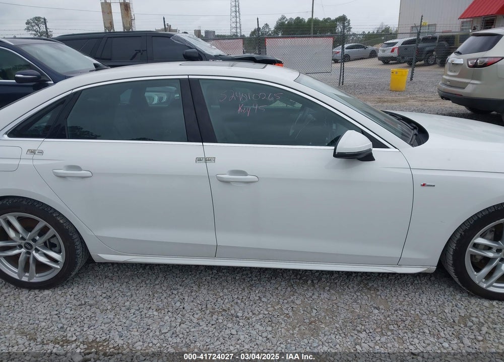 2022 AUDI A4 PREMIUM PLUS 45 TFSI S LINE QUATTRO S TRONIC VIN: WAUEAAF4XNN013722