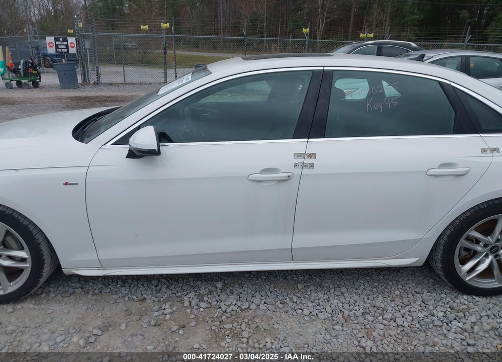 2022 AUDI A4 PREMIUM PLUS 45 TFSI S LINE QUATTRO S TRONIC VIN: WAUEAAF4XNN013722