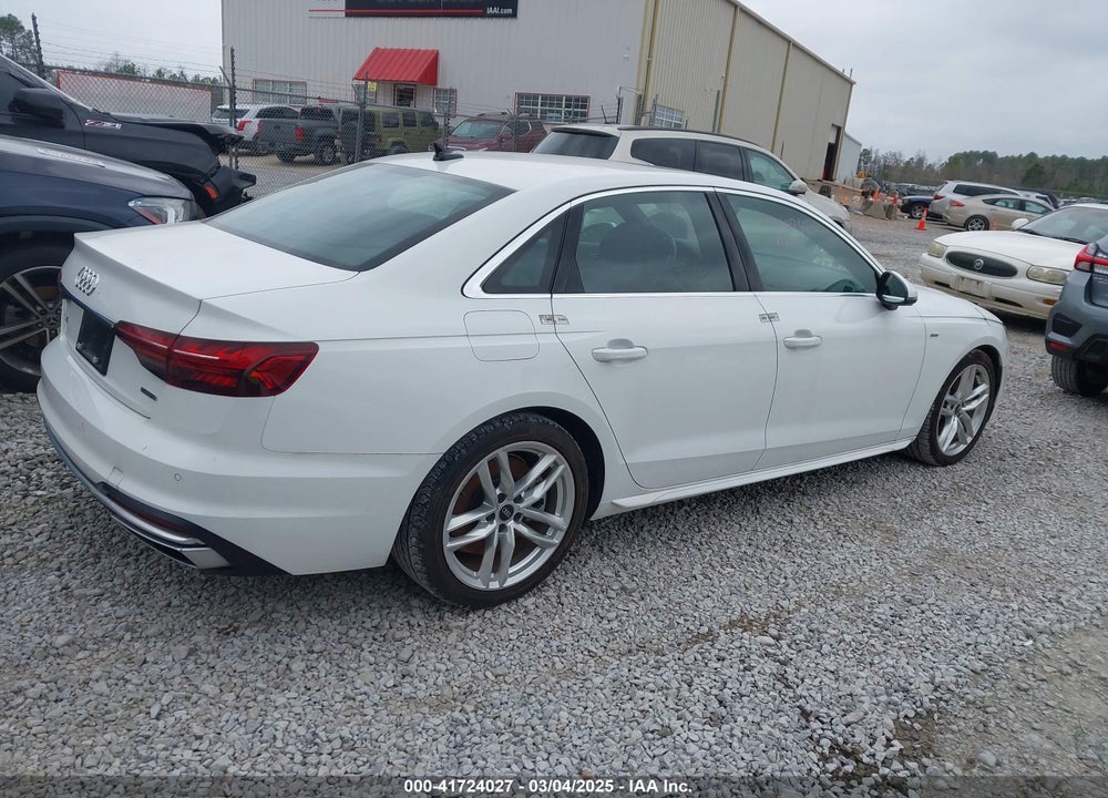 2022 AUDI A4 PREMIUM PLUS 45 TFSI S LINE QUATTRO S TRONIC VIN: WAUEAAF4XNN013722