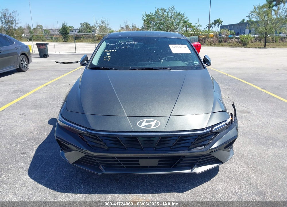2025 HYUNDAI ELANTRA VIN: KMHLS4DG4SU933283