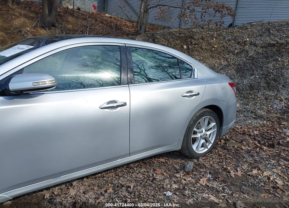 2009 NISSAN MAXIMA VIN: 1N4AA51E49C825453