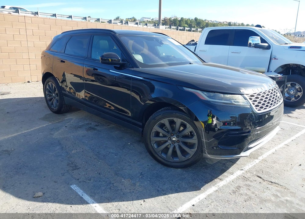 2018 LAND ROVER RANGE ROVER VELAR P250 S VIN: SALYB2RX3JA777527