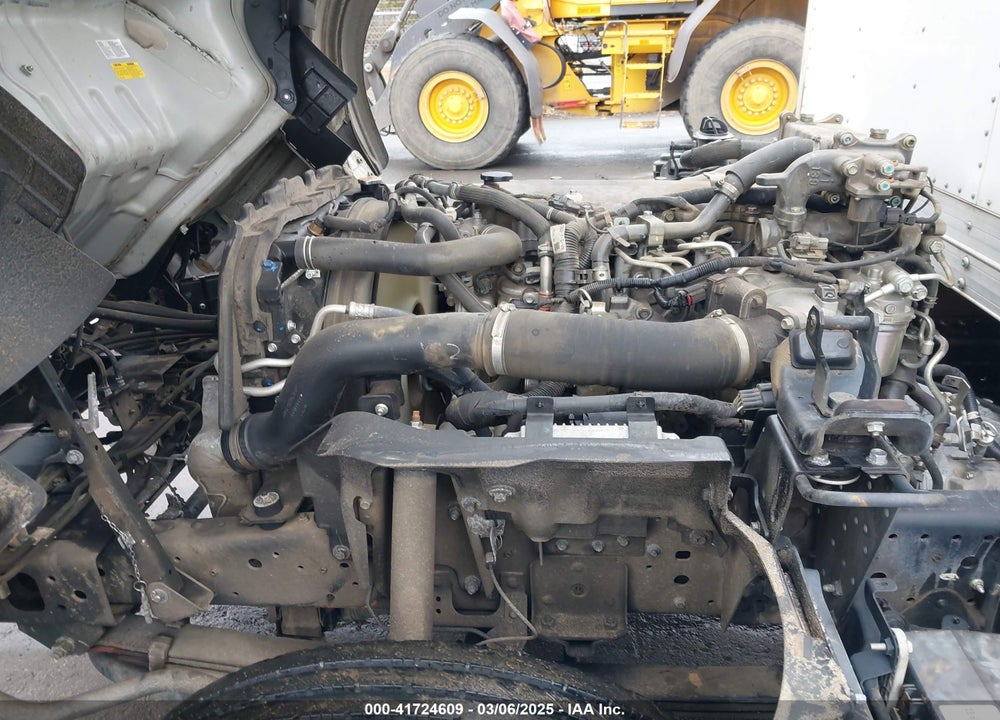 2022 ISUZU NPR XD VIN: JALC4W164N7K01369