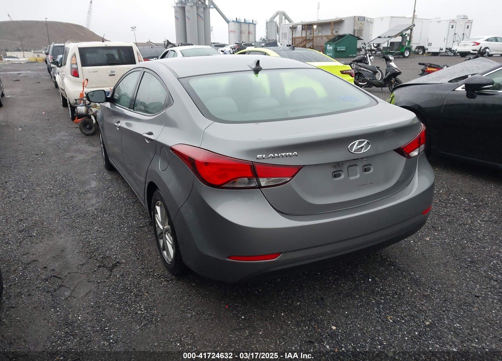2014 HYUNDAI ELANTRA SE VIN: 5NPDH4AEXEH484345