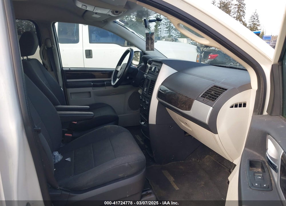 2009 DODGE GRAND CARAVAN VIN: 2D8HN541X9R677372