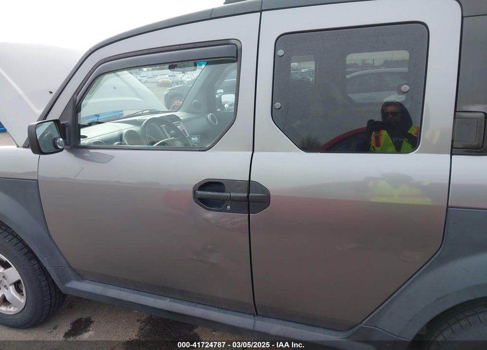 2005 HONDA ELEMENT VIN: 5J6YH28605L005716