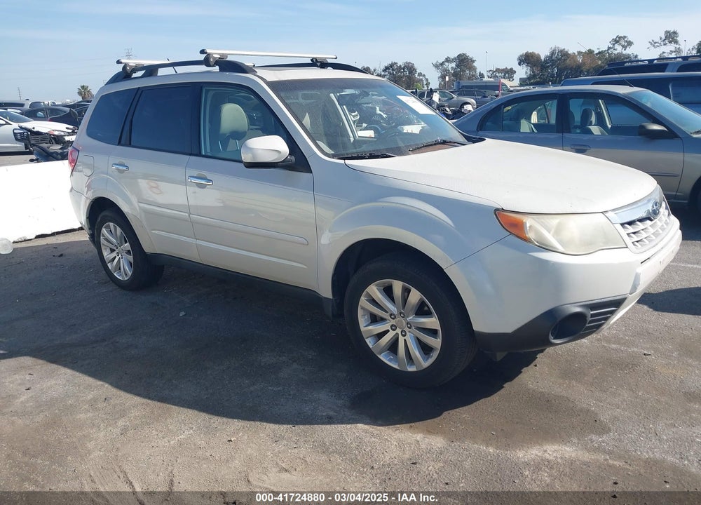 2011 SUBARU FORESTER 2.5X PREMIUM VIN: JF2SHBDC1BH713979