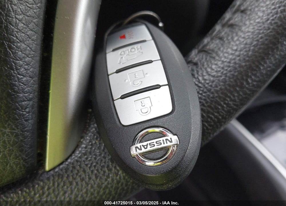 2015 NISSAN ROGUE VIN: 5N1AT2MV5FC750428