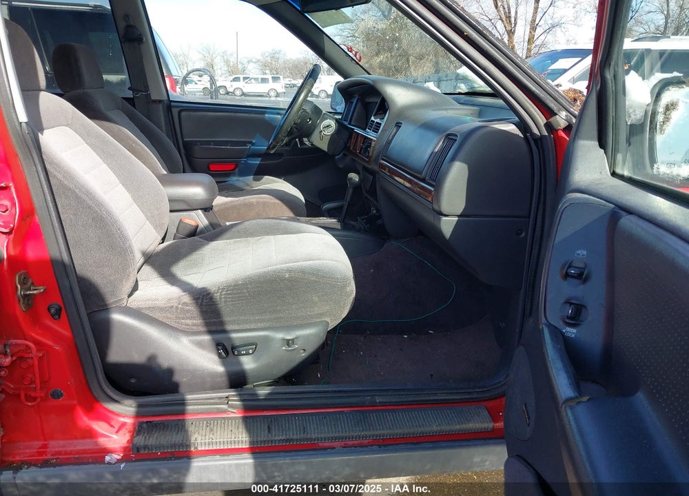 1996 JEEP GRAND CHEROKEE VIN: 1J4GZ58Y8TC374929