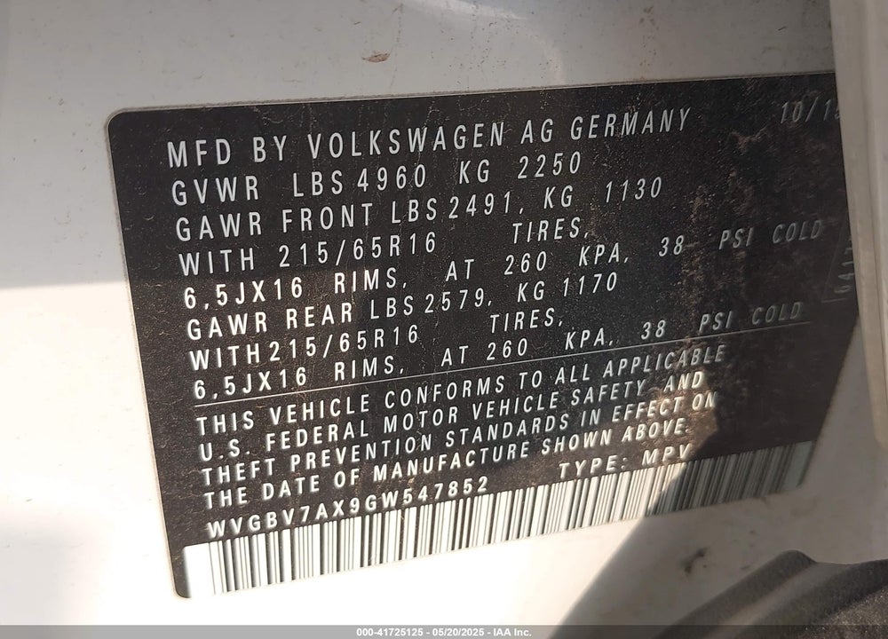 2016 VOLKSWAGEN TIGUAN S VIN: WVGBV7AX9GW547852