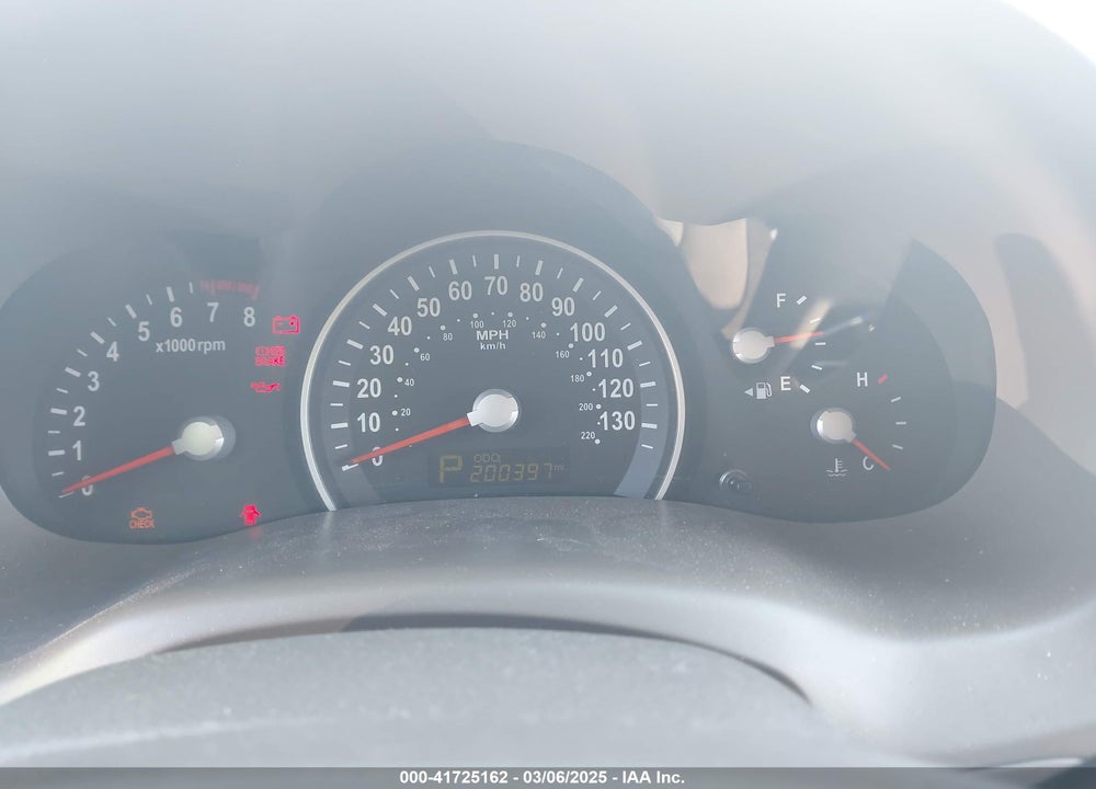2014 KIA SEDONA LX VIN: KNDMG4C71E6539017