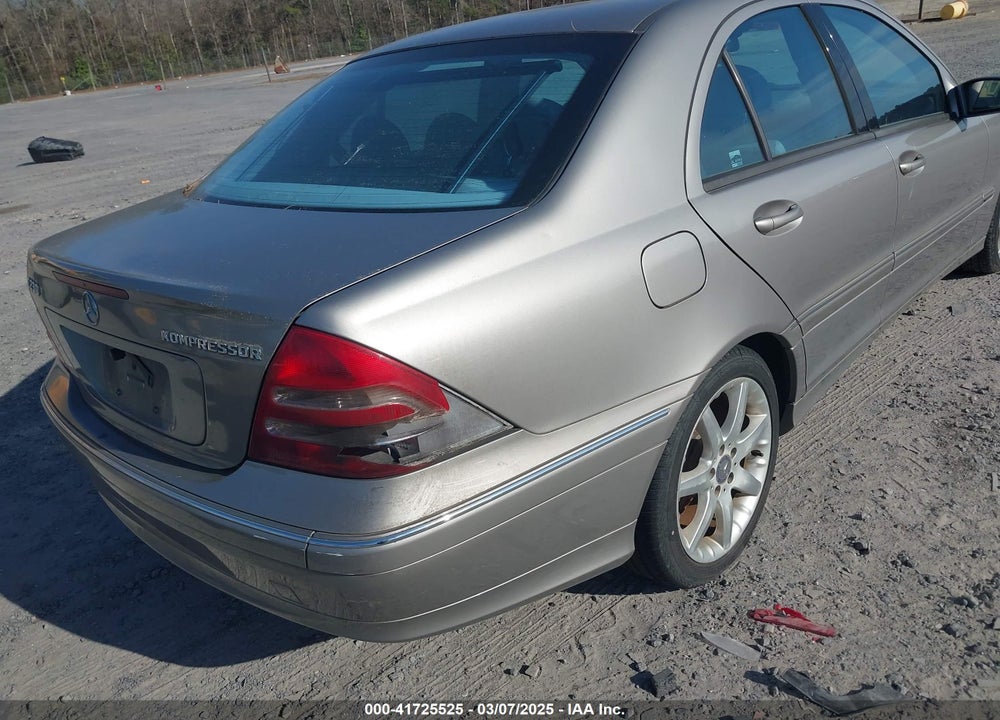 2004 MERCEDES-BENZ C 230 VIN: WDBRF40J14A549212