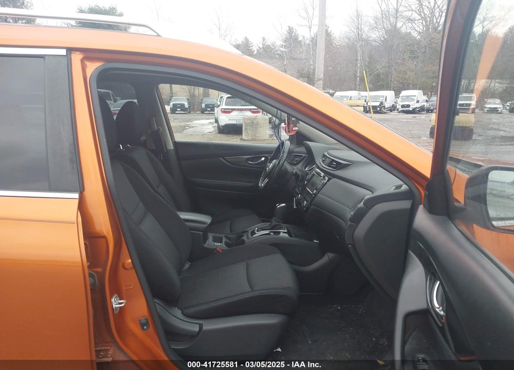 2019 NISSAN ROGUE VIN: JN8AT2MV7KW370122