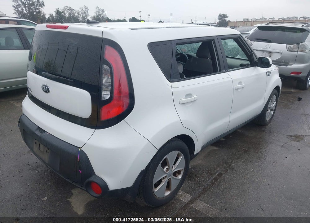 2015 KIA SOUL VIN: KNDJN2A20F7115022