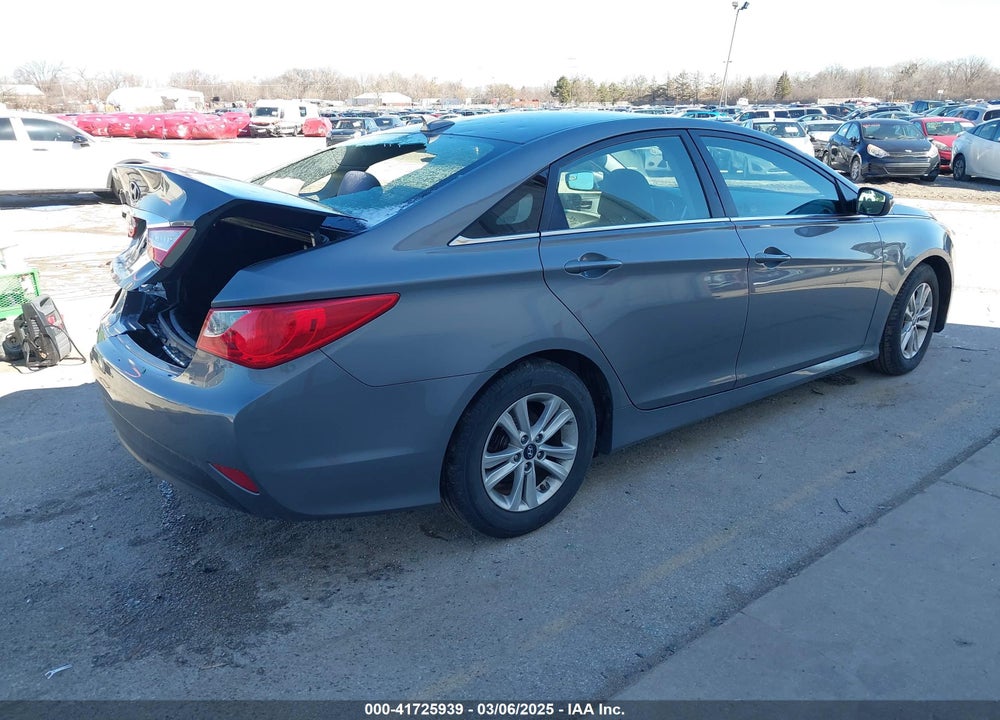2014 HYUNDAI SONATA VIN: 5NPEB4AC5EH902444