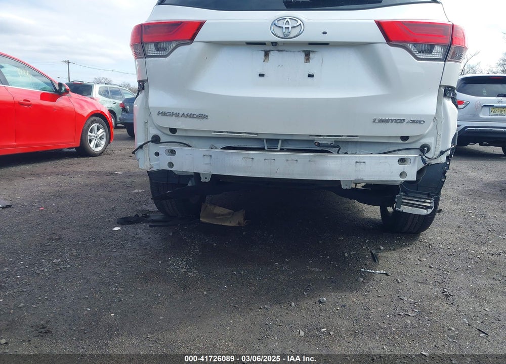 2019 TOYOTA HIGHLANDER VIN: 5TDDZRFH3KS970241