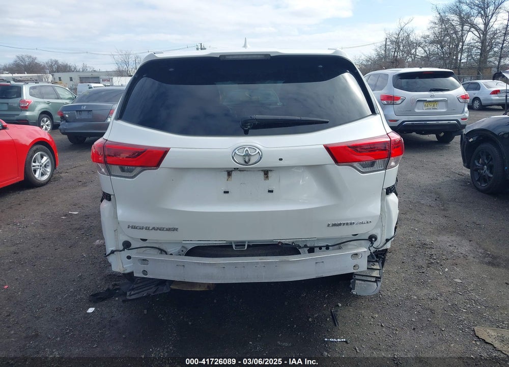 2019 TOYOTA HIGHLANDER VIN: 5TDDZRFH3KS970241