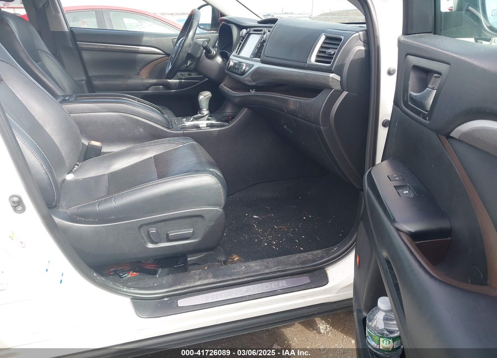 2019 TOYOTA HIGHLANDER VIN: 5TDDZRFH3KS970241