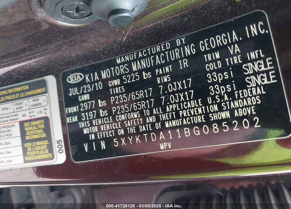 2011 KIA SORENTO VIN: 5XYKTDA11BG085202