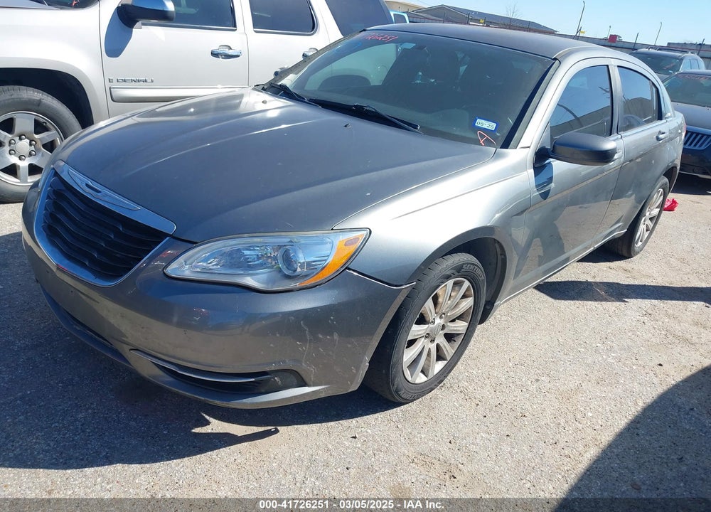2013 CHRYSLER 200 VIN: 1C3CCBBB5DN575240