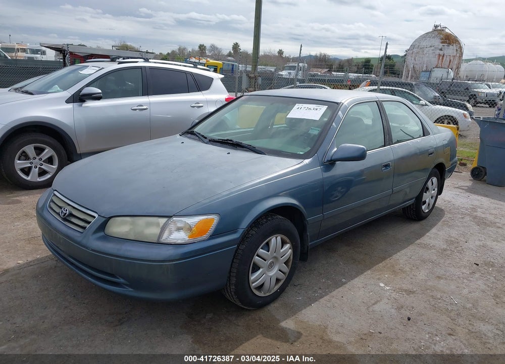 2001 TOYOTA CAMRY LE VIN: 4T1BG22K11U802464