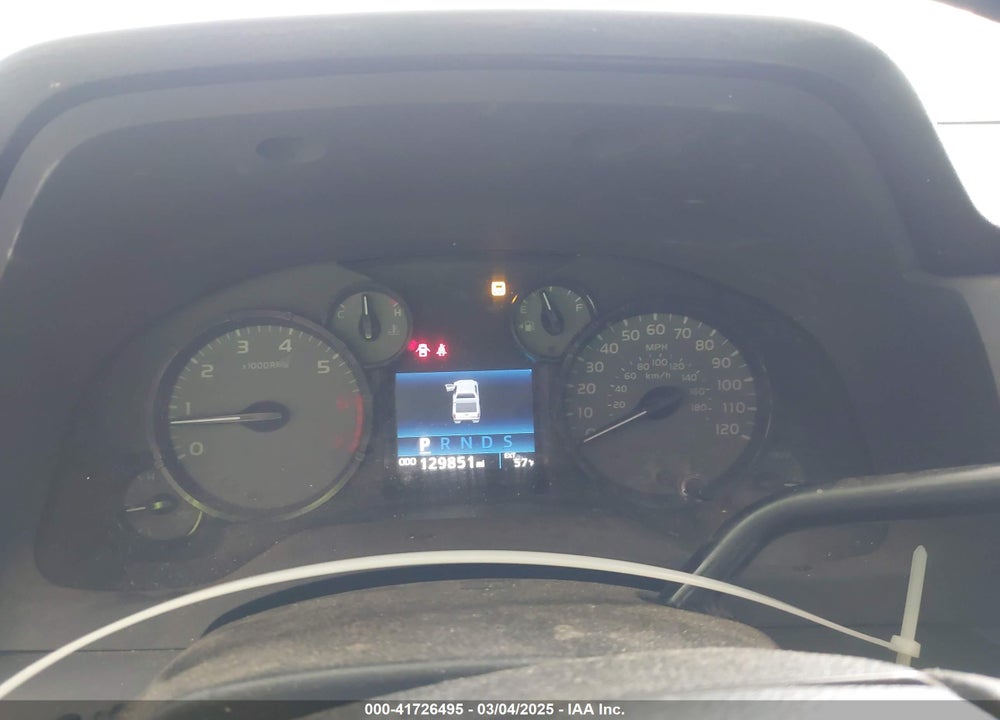 2017 TOYOTA TUNDRA SR 5.7L V8 VIN: 5TFNY5F12HX215765
