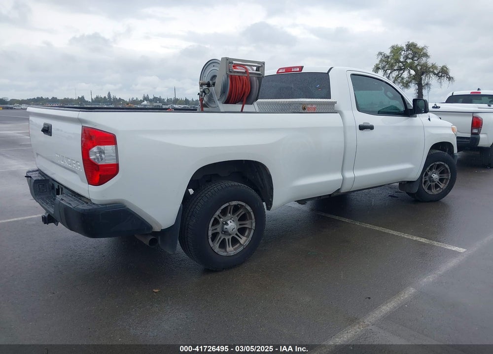 2017 TOYOTA TUNDRA SR 5.7L V8 VIN: 5TFNY5F12HX215765