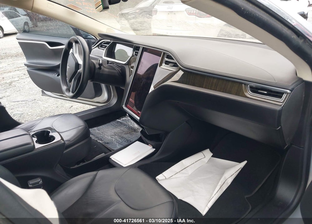 2013 TESLA MODEL S VIN: 5YJSA1CNXDFP05737