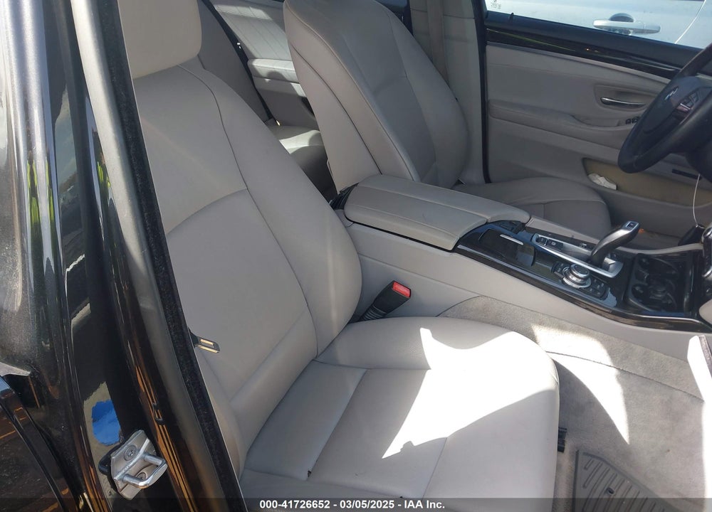 2013 BMW 528I VIN: WBAXG5C52DD230018