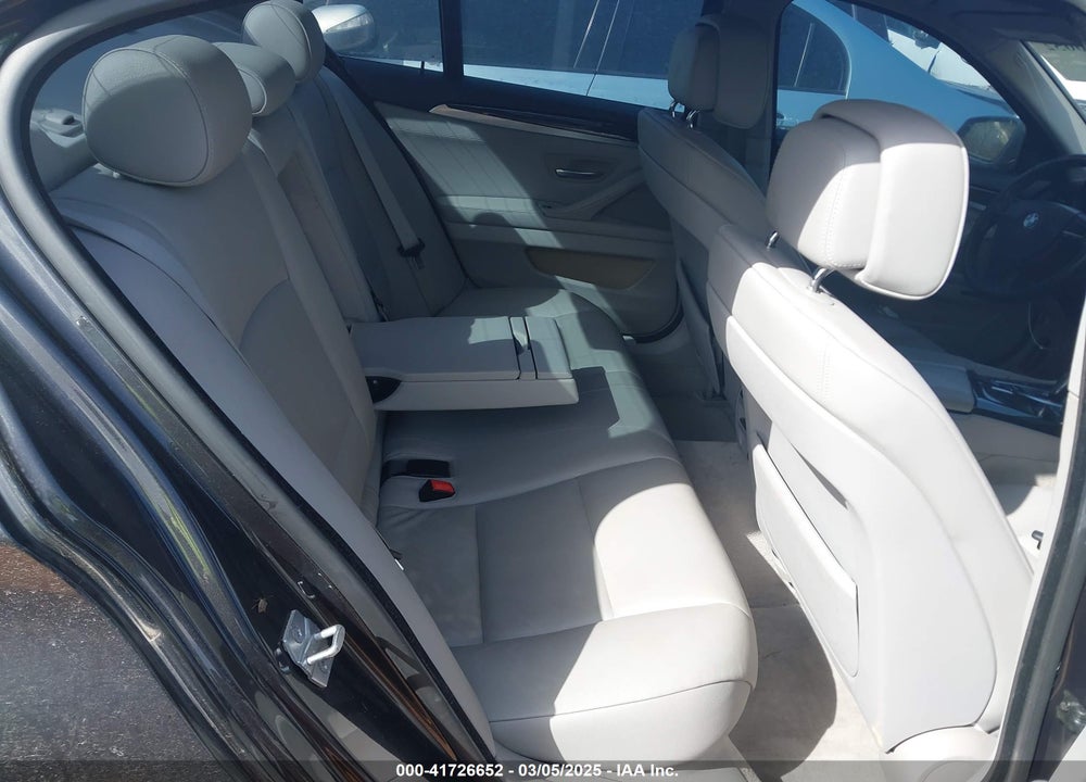 2013 BMW 528I VIN: WBAXG5C52DD230018