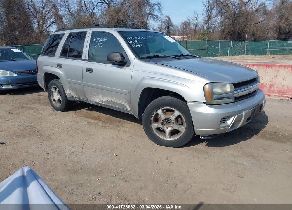 2008 CHEVROLET TRAILBLAZER VIN: 1GNDS13S882228009
