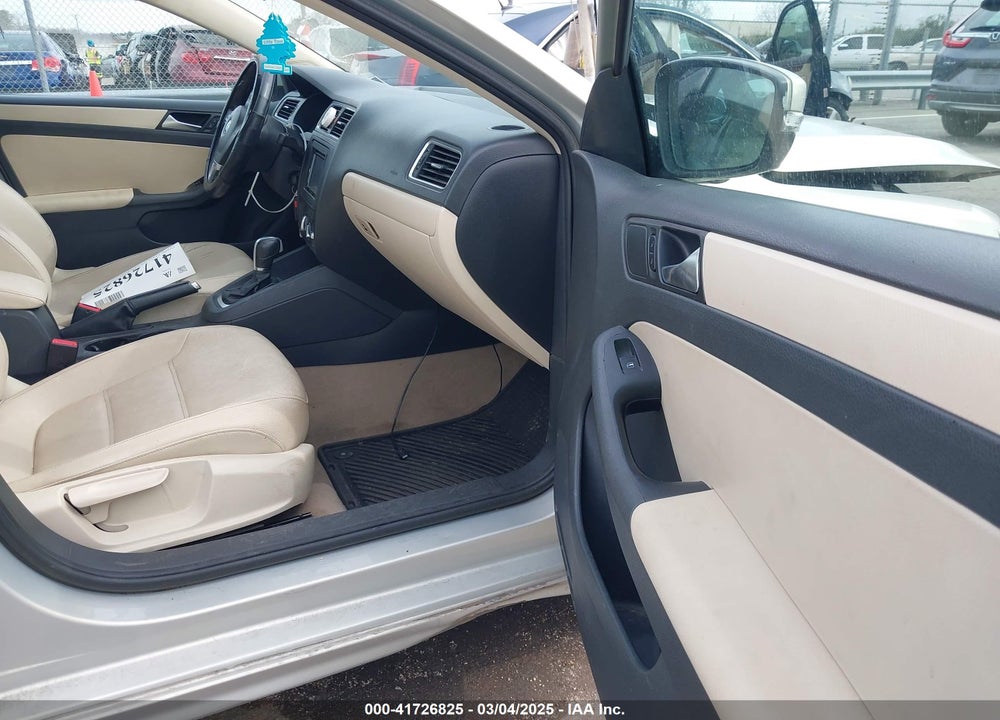 2012 VOLKSWAGEN JETTA VIN: 3VWDX7AJ0CM311956