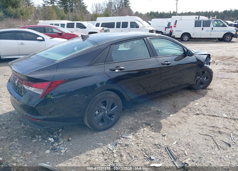 2023 HYUNDAI ELANTRA VIN: KMHLM4AG4PU633183