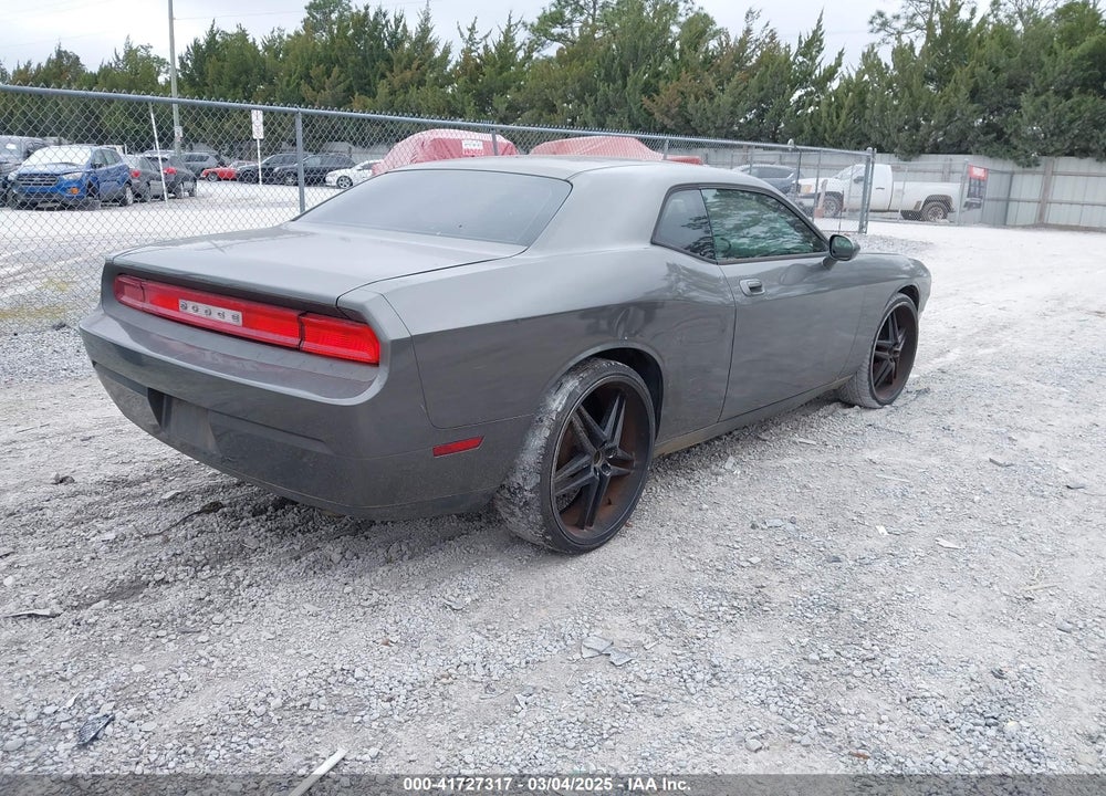 2010 DODGE CHALLENGER VIN: 2B3CJ4DV7AH260238