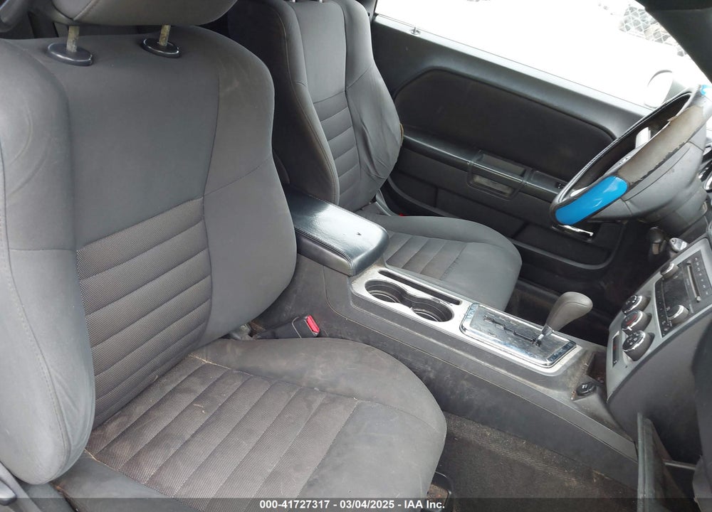 2010 DODGE CHALLENGER VIN: 2B3CJ4DV7AH260238