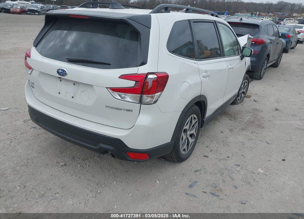 2024 SUBARU FORESTER VIN: JF2SKADC3RH467457