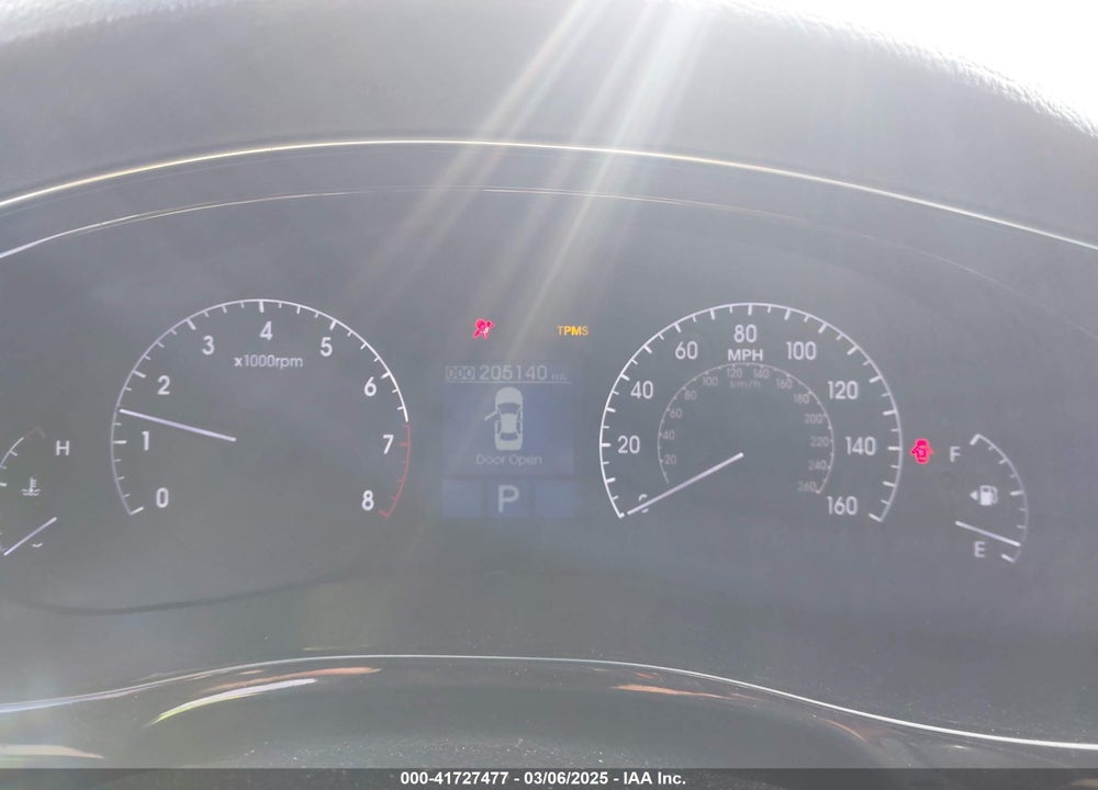 2014 HYUNDAI GENESIS 3.8 VIN: KMHGC4DD8EU260040