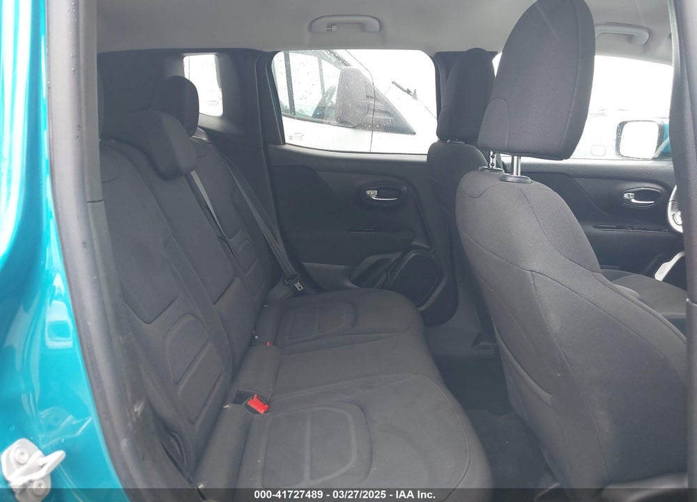 2021 JEEP RENEGADE LATITUDE FWD VIN: ZACNJCBB0MPM38811