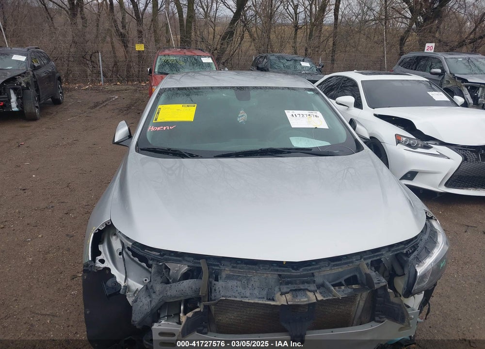 2018 CHEVROLET MALIBU LT VIN: 1G1ZD5ST2JF103668