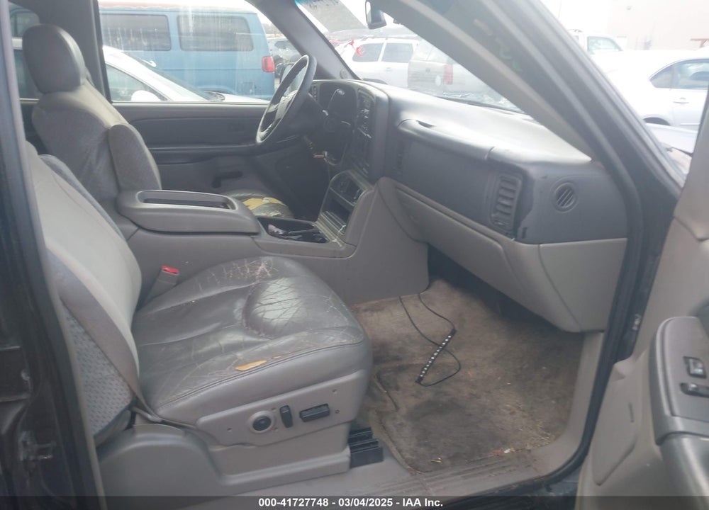 2003 CHEVROLET TAHOE LT VIN: 1GNEK13Z83J101440