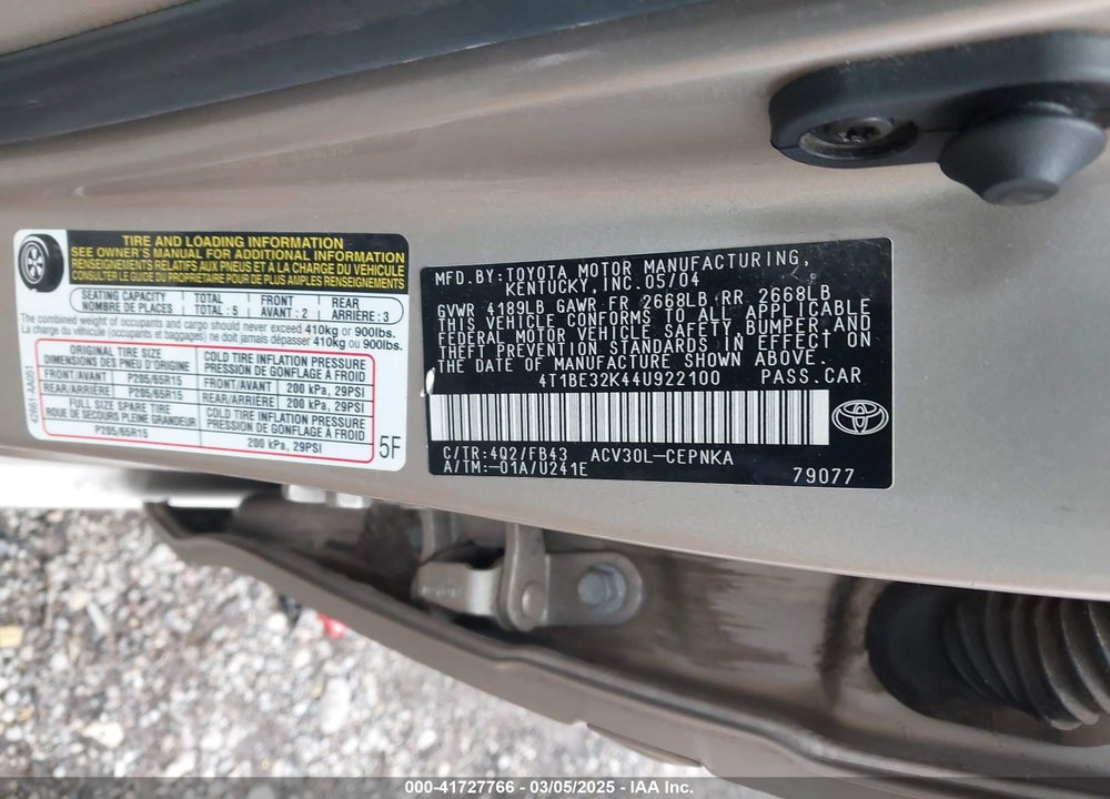 2004 TOYOTA CAMRY LE VIN: 4T1BE32K44U922100