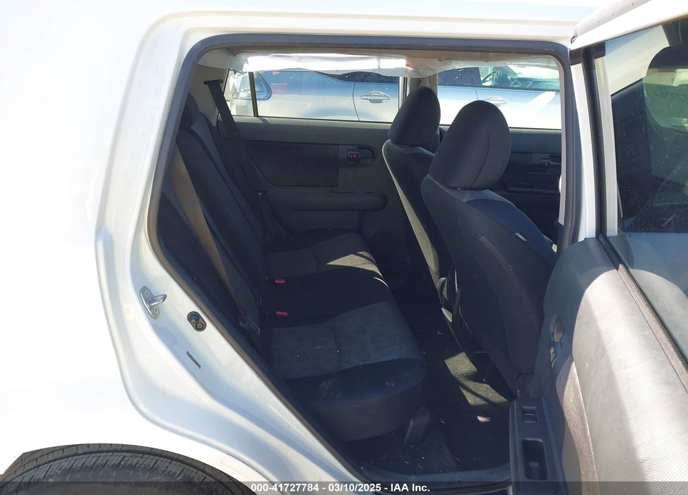 2013 SCION XB VIN: JTLZE4FE8DJ046148