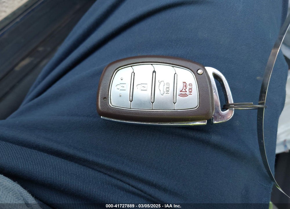 2016 HYUNDAI SONATA VIN: 5NPE34AF4GH339543