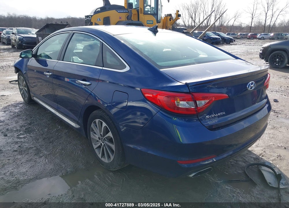 2016 HYUNDAI SONATA VIN: 5NPE34AF4GH339543