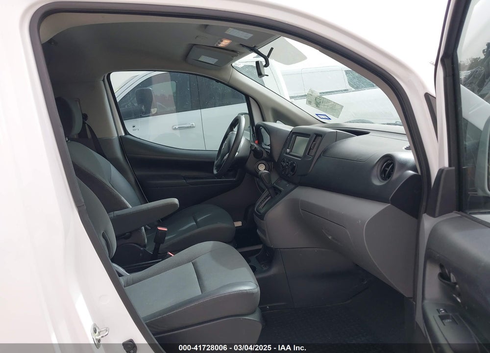 2021 NISSAN NV200  CARGO SV XTRONIC CVT VIN: 3N6CM0KN0MK706990