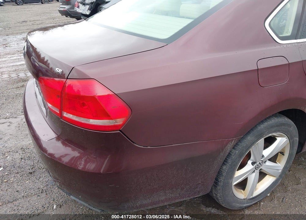 2013 VOLKSWAGEN PASSAT VIN: 1VWBP7A36DC095185