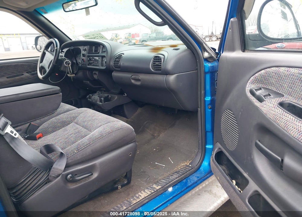 1998 DODGE RAM 1500 ST VIN: 1B7HF13Z9WJ163928